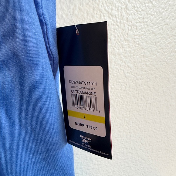 Reebok Ultramarine Relaxed Fit Tee - Picture 2 of 6